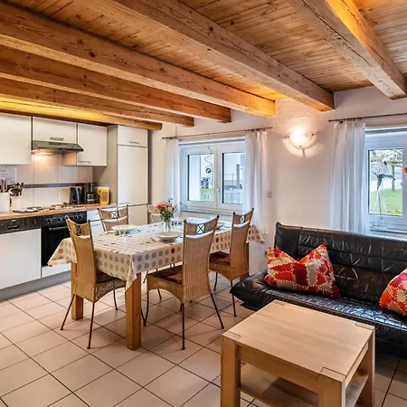 Felicia Eg * Ravensburg